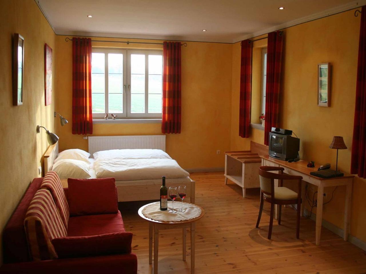 Weinhof Am Nussbaum Otel Willanzheim Dış mekan fotoğraf